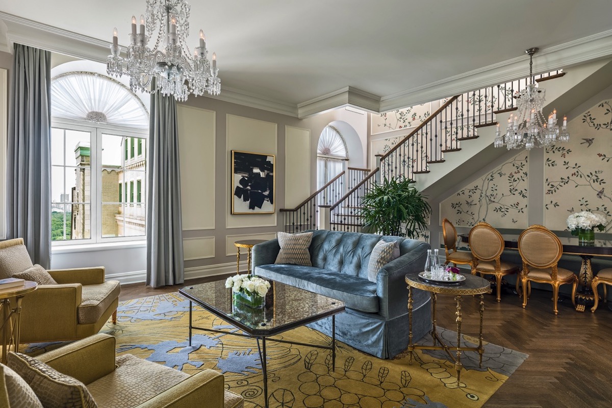 Grand-Penthouse-Suite-Living-Room1